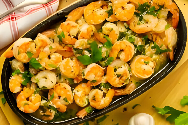 Gambas al ajillo cocidas con ajo y aceite de oliva