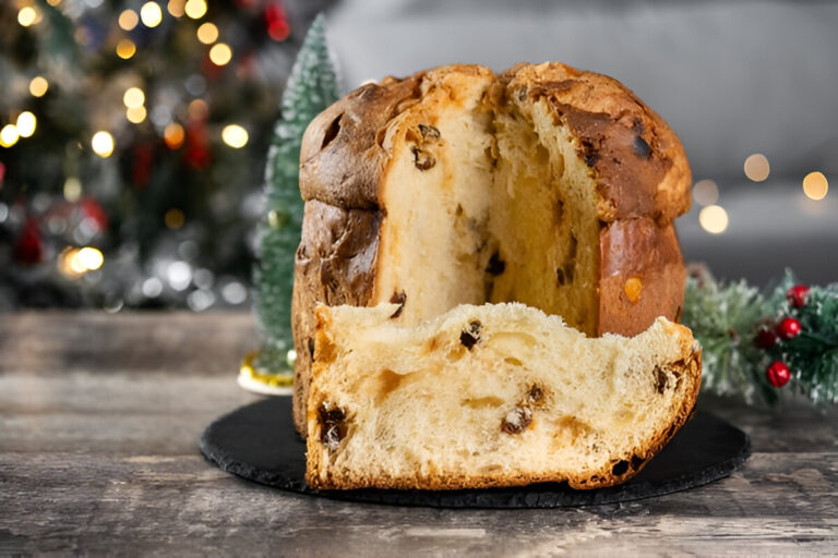 Pan dulce de Navidad casero con frutas y frutos secos