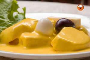 Papa a la Huancaína con salsa cremosa de ají amarillo y queso fresco