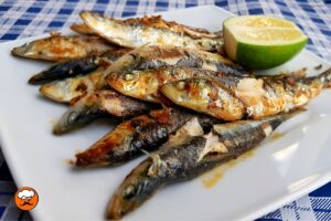 Sardinas frescas a la parrilla con limón y perejil